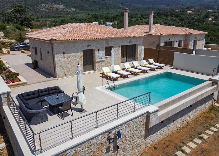 Manazil Mani - Luxury * Stoupa