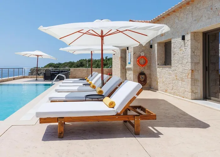 Manazil Mani - Luxury